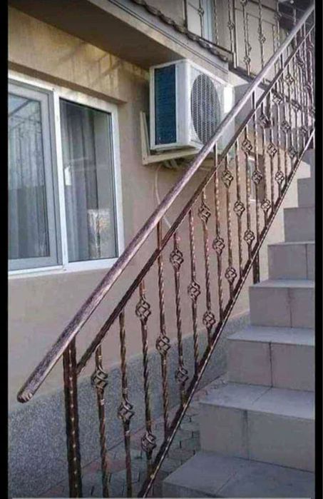 Balustrada din fier forjat si scari metalice