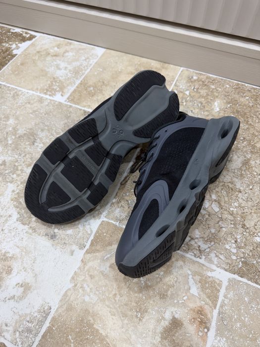 LOEWE x On Cloud Cloudtec 43