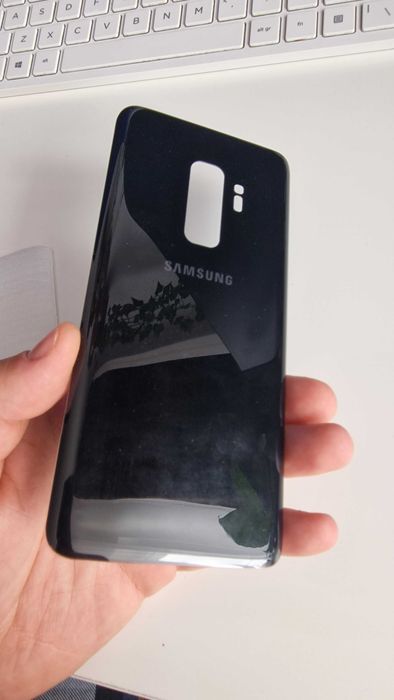 Capac spate sticla Samsung Galaxy S9+. Negru