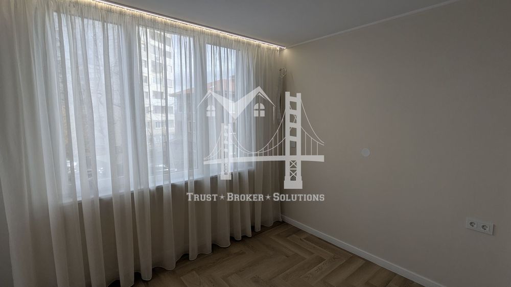 Продава се Двустаен апартамент в София, Редута - 68 кв.м за 3515 €/кв.м - Снимка #8