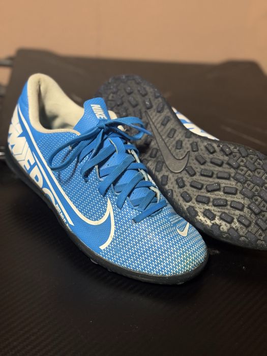 Футболни обувки Nike JR VAPOR 13 CLUB TF – номер 37