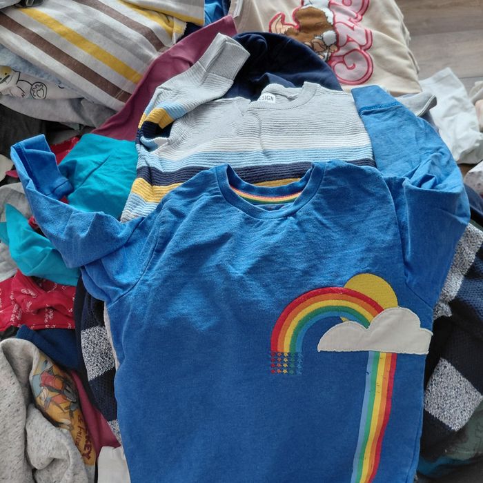 Vând hăinuțe băiețel