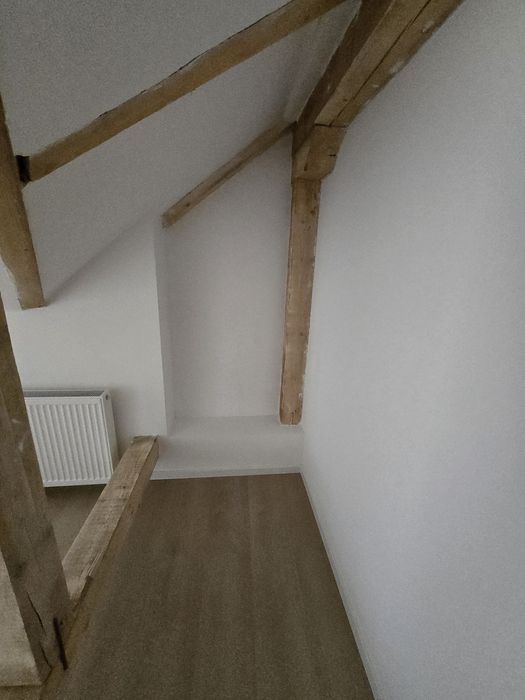 Proprietar Inchirez birou sau apartament spatiu 3 camere