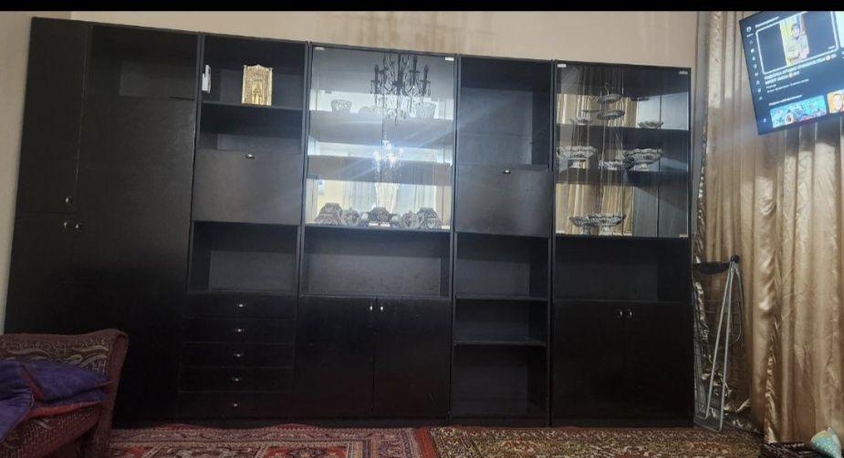 Мебел сотилади  холати яхши манзил кукон шахар янги бозор .