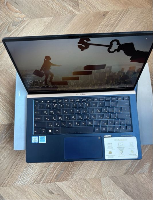 Продам ноутбук Asus Zenbook