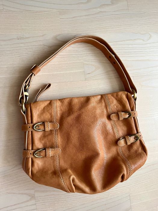 Дамска чанта ест. кожа Arise