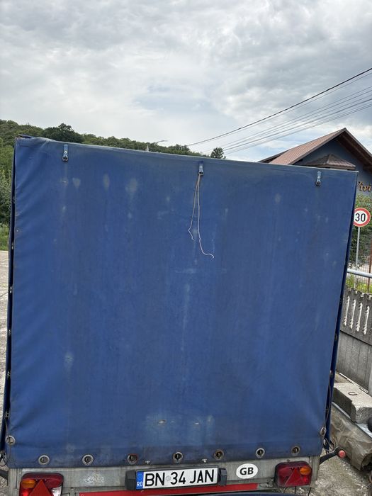 Remorca in bune conditii