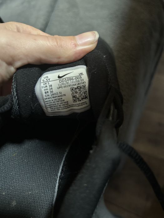 Чисто нови маратонки Nike i Puma