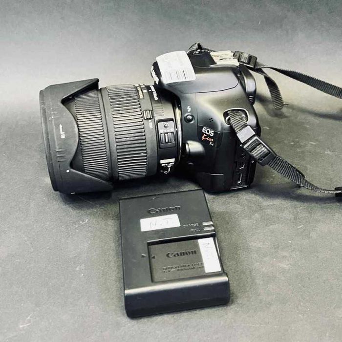 Фотоапарат CANON EOS KISS X4