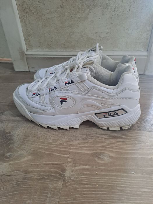 Продам  кроссовки  Fila.