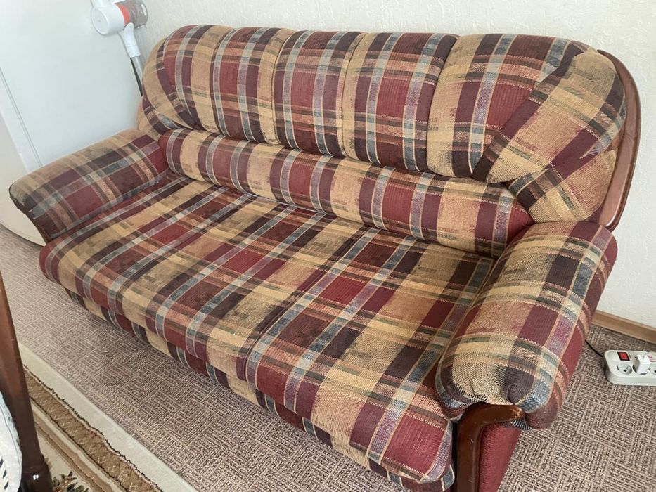 Продам диван-софу и кресло