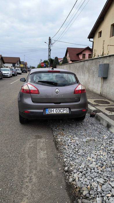 Megane 3 hatchbak cu defect