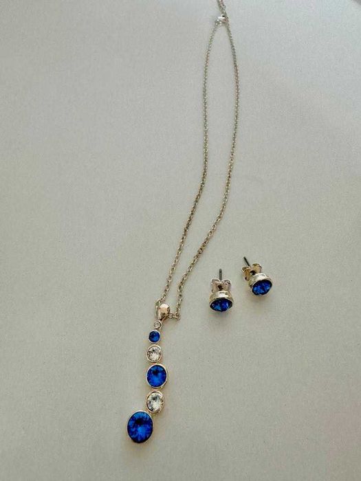 Сет бижута от AVON