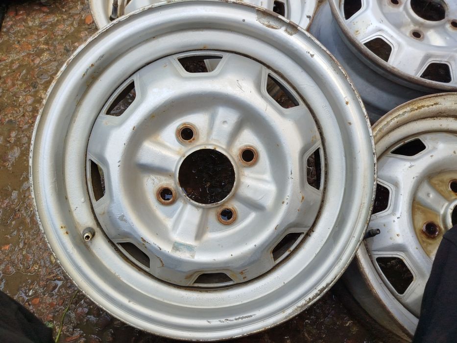 Продам диски от Ниссан.