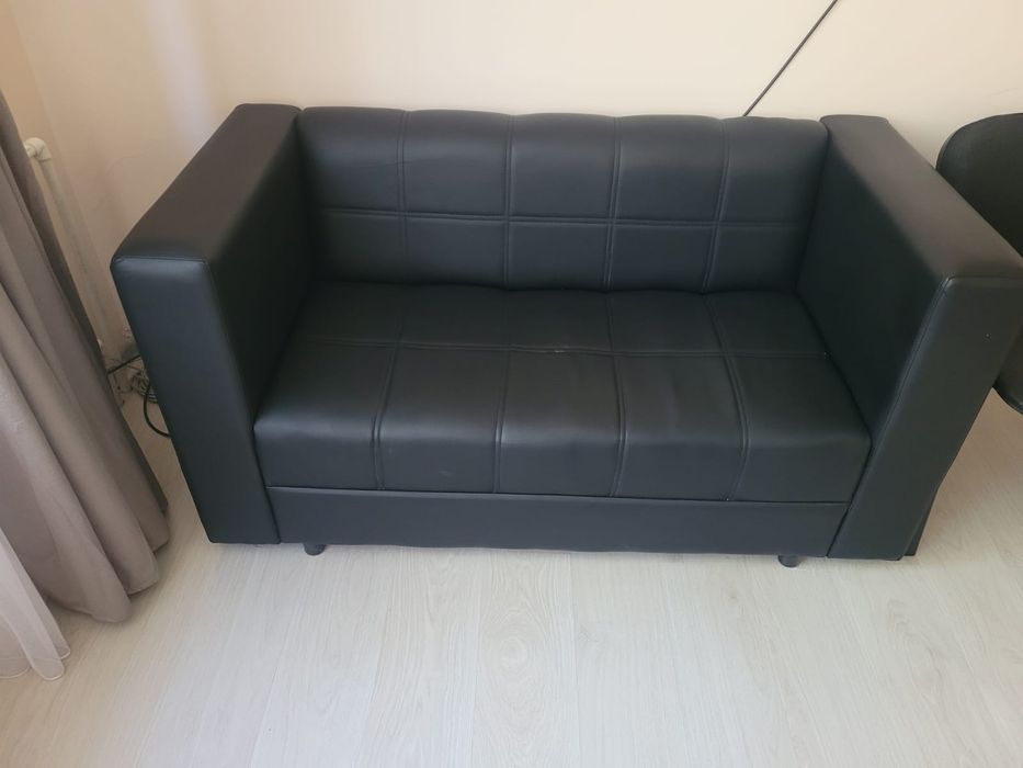 Продам диван для офиса или студии