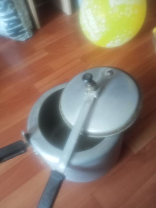 Посуда, скороварка