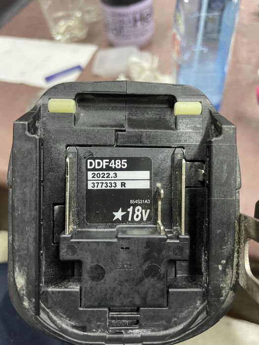 Винтоверт безчетков makita BL ddf 485 rtjb black series