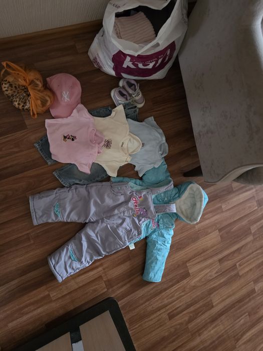 Отдам бесплатно детские вещи на девочку