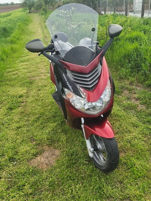 Vând scuter Peugeot 2t fac și schimb