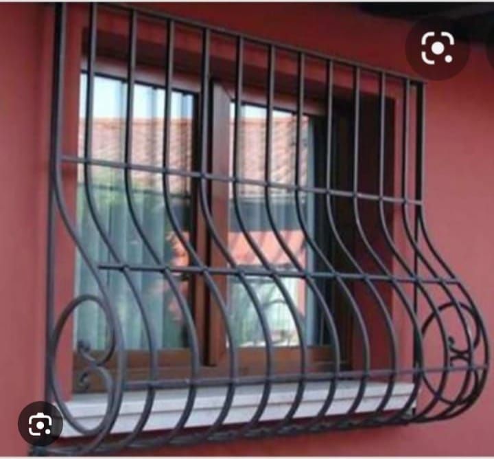 Решётки на окна металлические