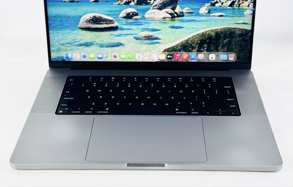 Apple MacBook Pro 16'' 2021 M1 PRO 16RAM 512GB SSD Гаранция!