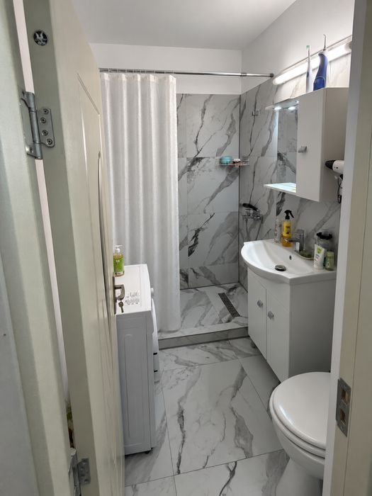Vând apartament cu o camera - General Praporgescu