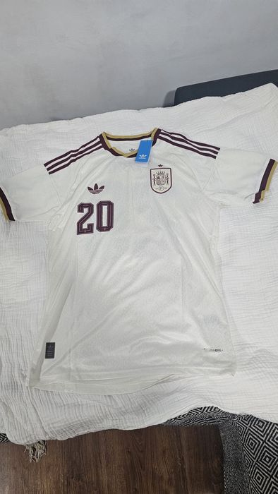 Pedri tricou mondial