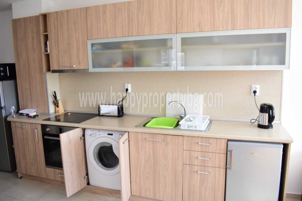 Продава се Тристаен апартамент в Свети Влас - 83 кв.м за 952 €/кв.м - Снимка #3