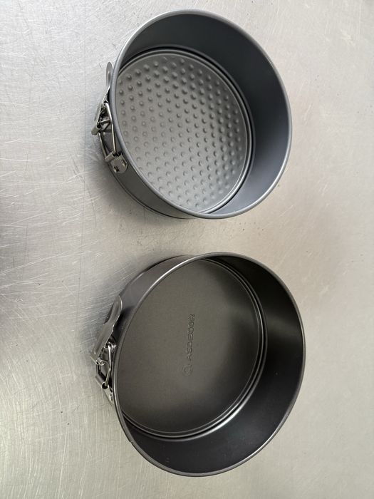 Продам посуду для торта