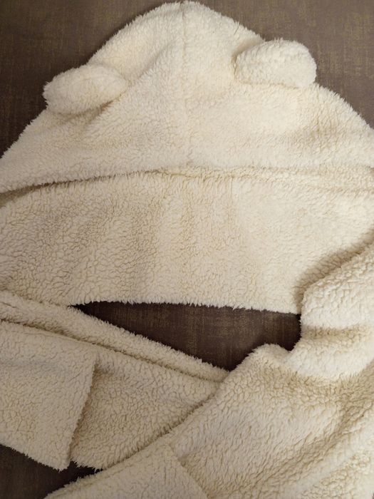 Продам шапки детские