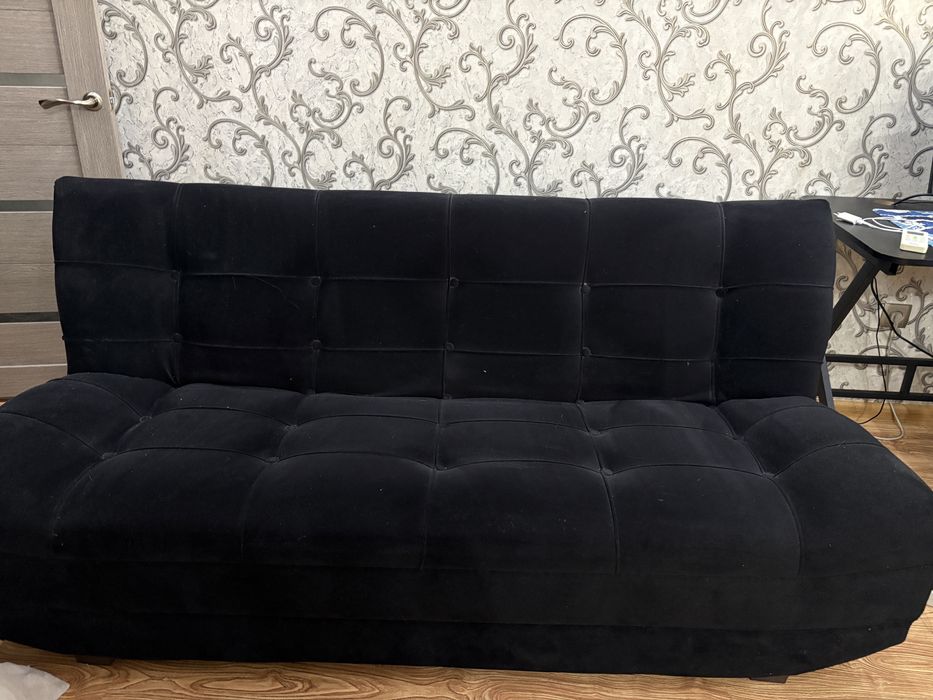 Продам диван, срочно
