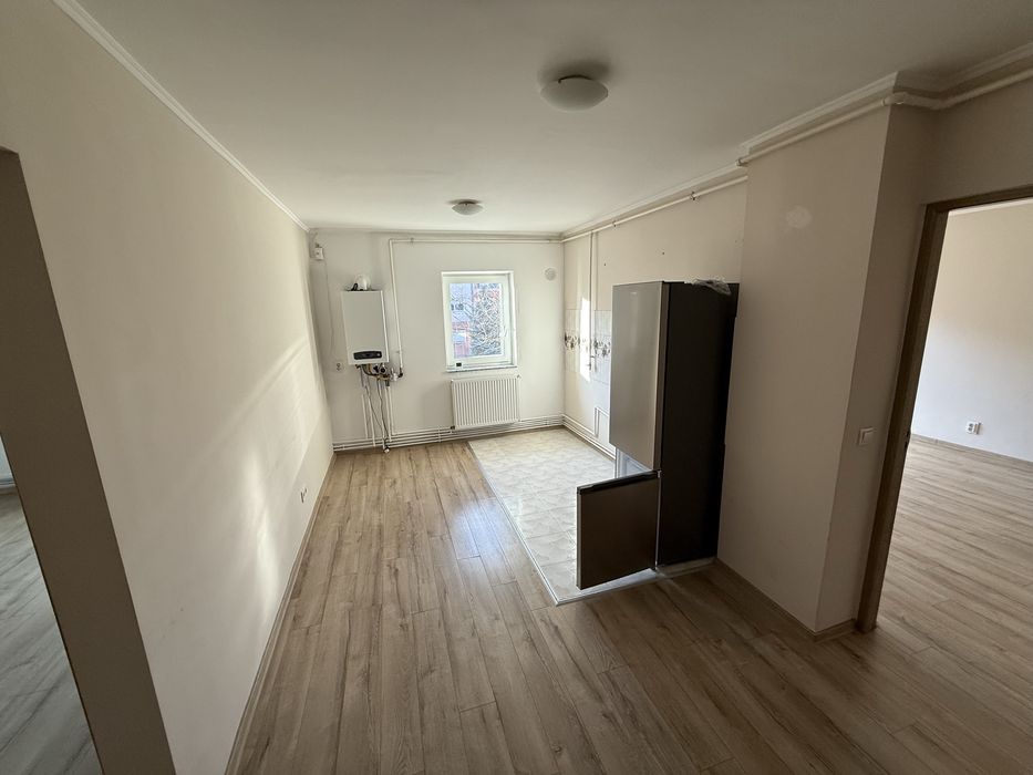 Apartament Carpati 2-Etaj 2-Mijloc