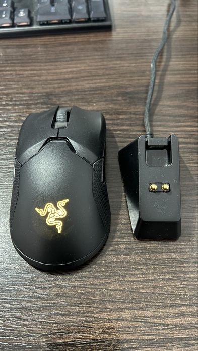 Razer Viper Ultimate 20.000 dpi + dock