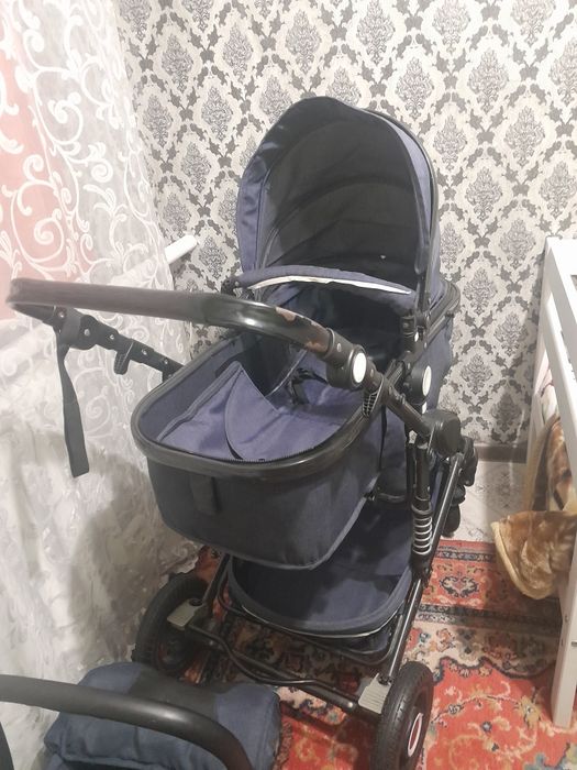 Продам детскую коляску