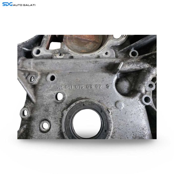 Capac Distributie Motor cu Carcasa Filtru Ulei Mercedes Clasa C Class W203 2.2 D Cod R6110150802 [N4489]