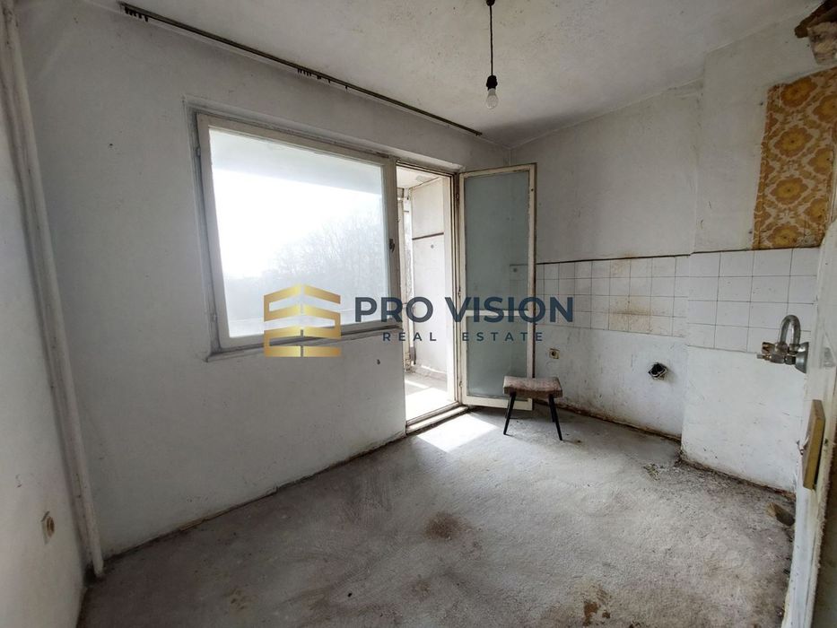 Продава се Двустаен апартамент в Варна, Окръжна болница - 44 кв.м за 1391 €/кв.м - Снимка #4