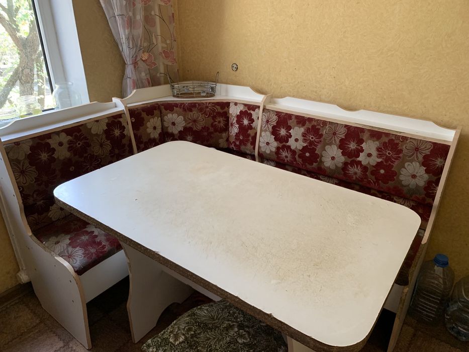 Кухонный уголок стол уголок 25000