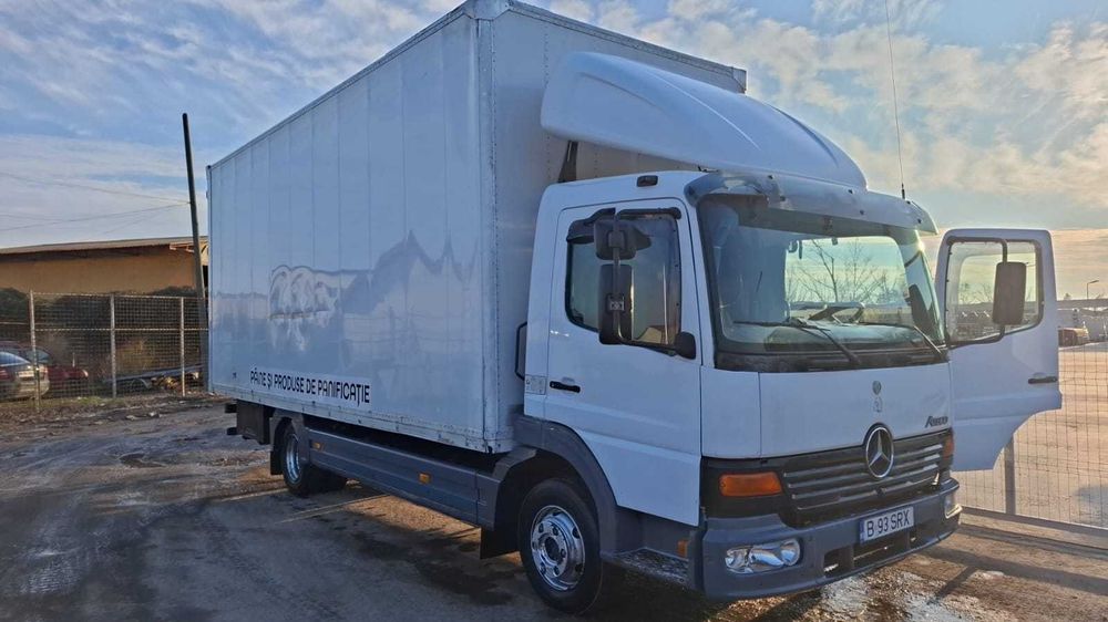 Mercedes Atego 818 de vânzare – Duba mare și înaltă