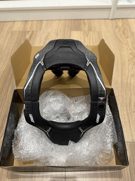 Leatt 6.5 GPX Carbon Fiber Neck Brace мотокрос ендуро яка