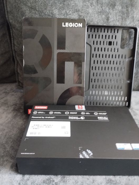 Геймърски Таблет Lenovo Legion Y700 Gen 3