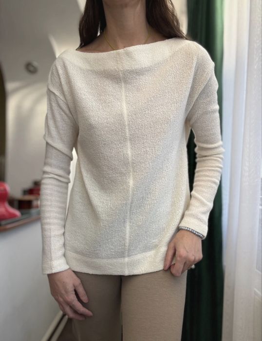 Pulovar zara , 80% lana disponibil pe 3 marimi , S , M , L