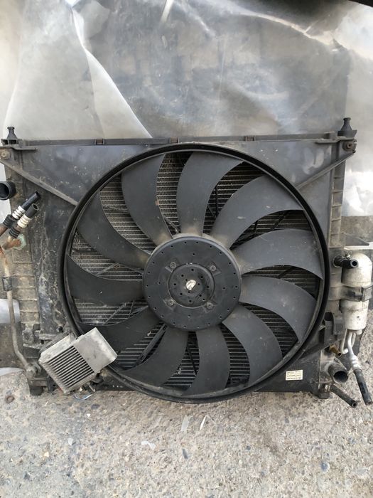 Вентилятор радиатора на w163 ML 5.5 amg