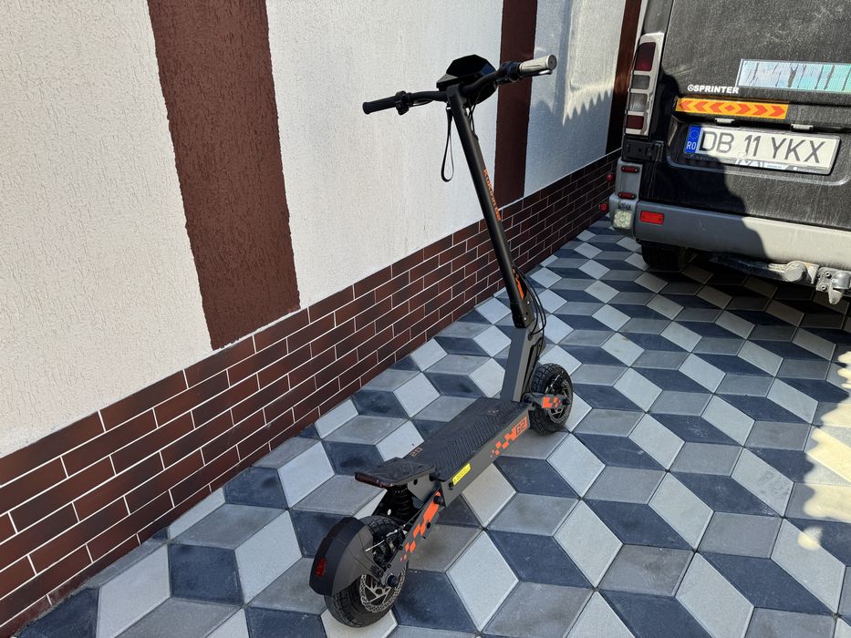 Trotineta electrica kukirin g2