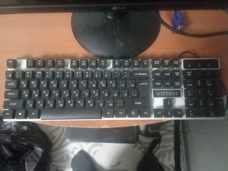 Монитор + клавиатура+ мышка