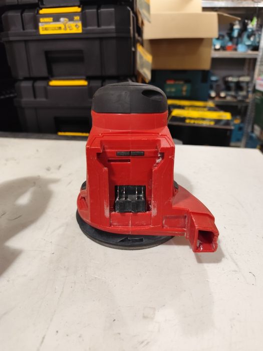 Акумулаторен ексцентър шлайф Милуоки Milwaukee M18