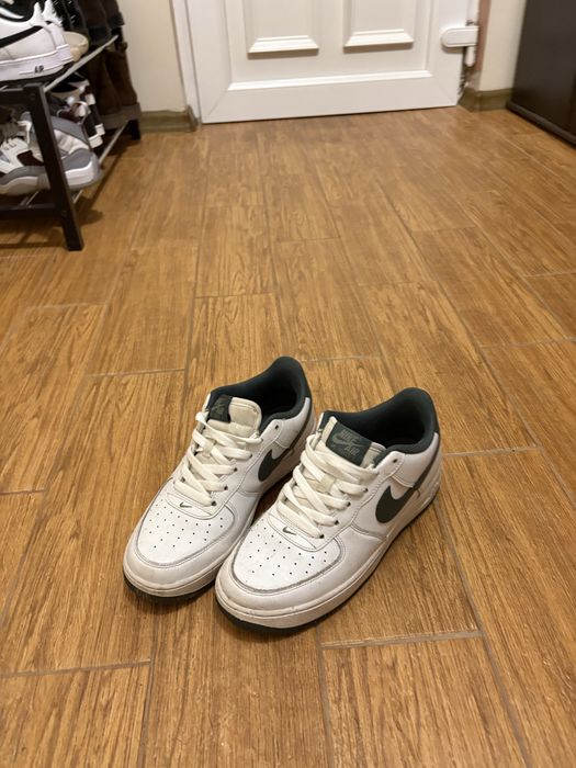 Adidasi nike air force 1