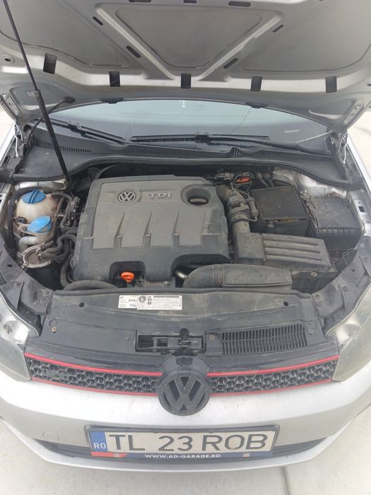 Volkswagen Golf 6 1.6 tdi (90 de cai)