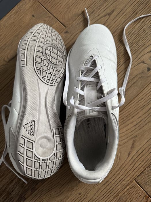 Футзалки Adidas