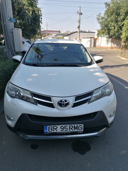 Vând toyota rav 4