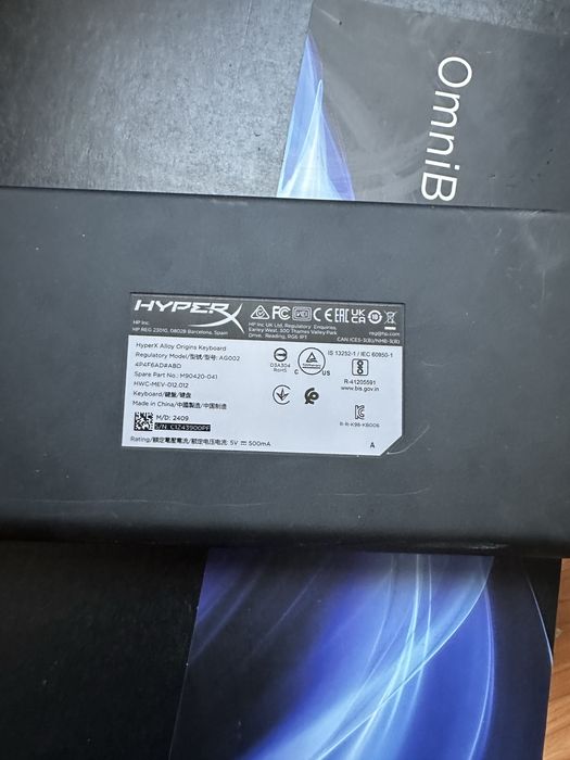 Vand mouse tastatura plus un set care le contine pe amandoua